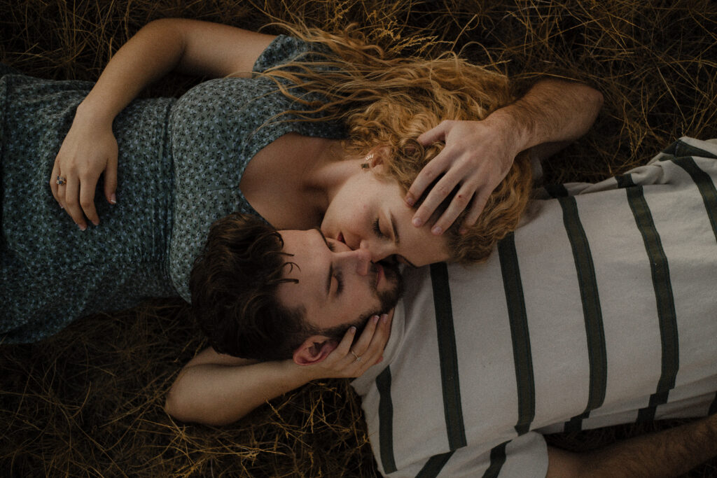 Couples and Engagement Photography, golden hour sunset images 
